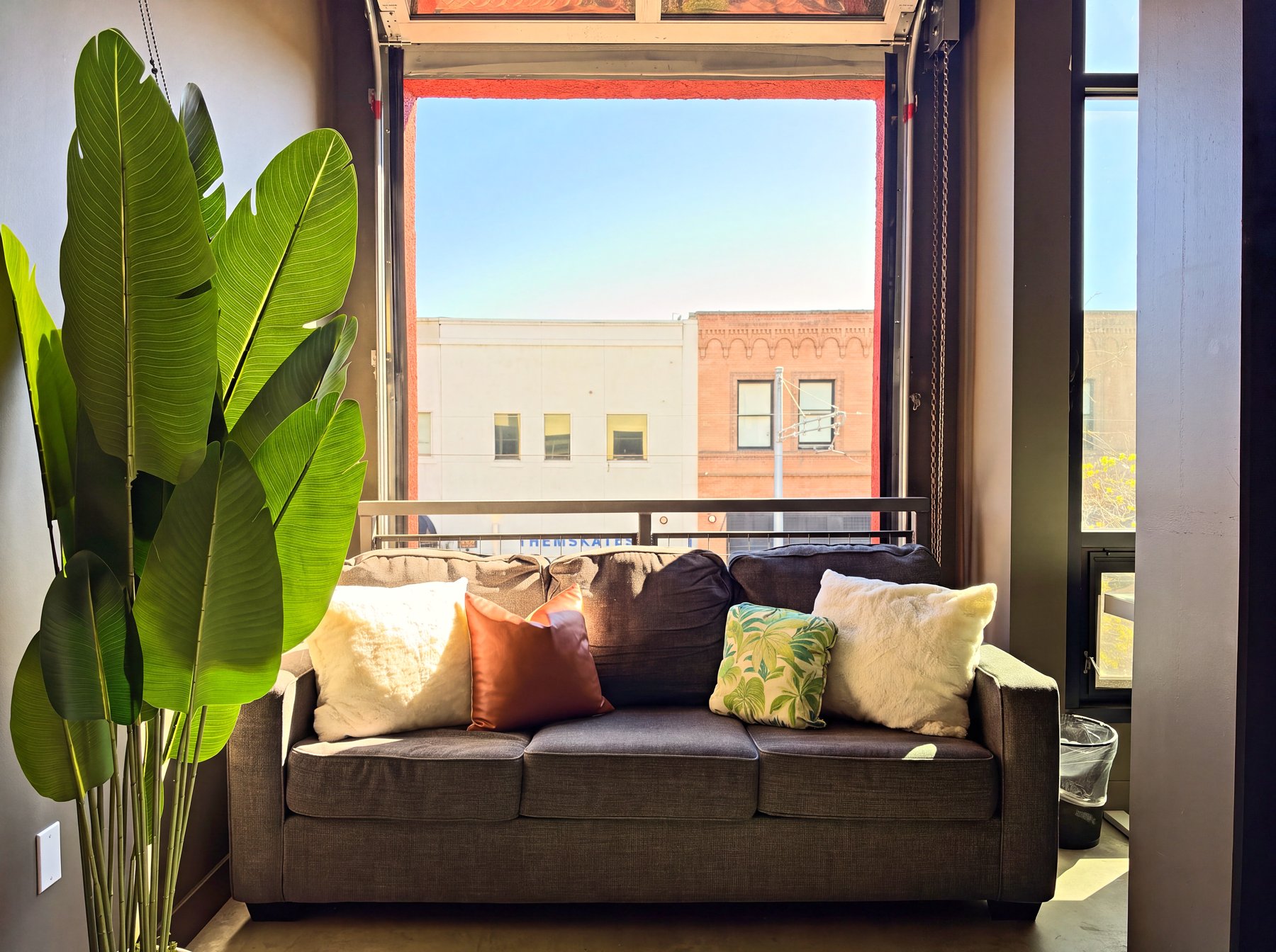 Loft 214